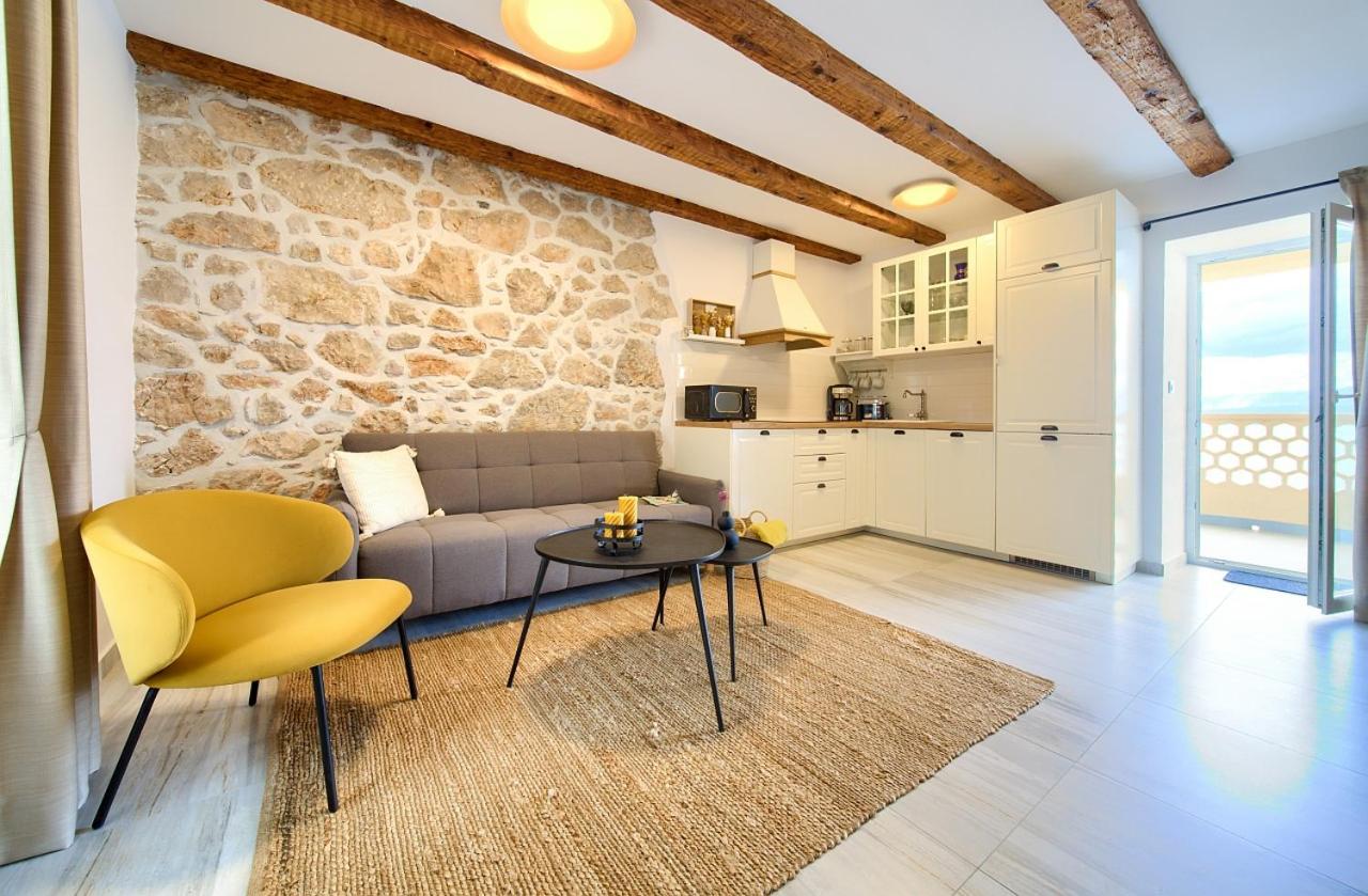 Dume Vrbnik Apartment Exterior photo