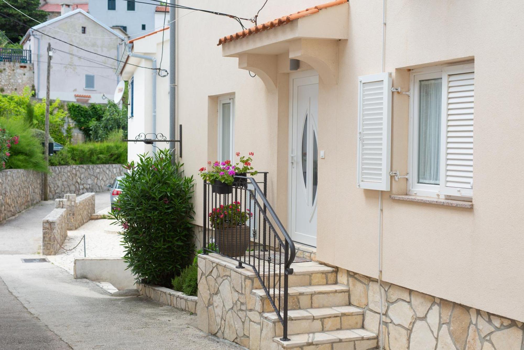 Dume Vrbnik Apartment Exterior photo